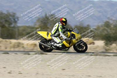 media/Dec-01-2025-Moto Forza (Mon) [[2daa91e15f]]/2-Intermediate Group/Session 3 (Turn 7 Inside Pans)/